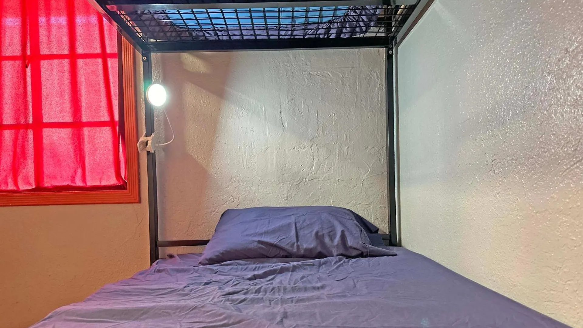 Sin City Hostel Las Vegas