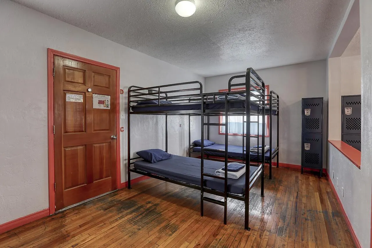 Sin City Hostel Las Vegas